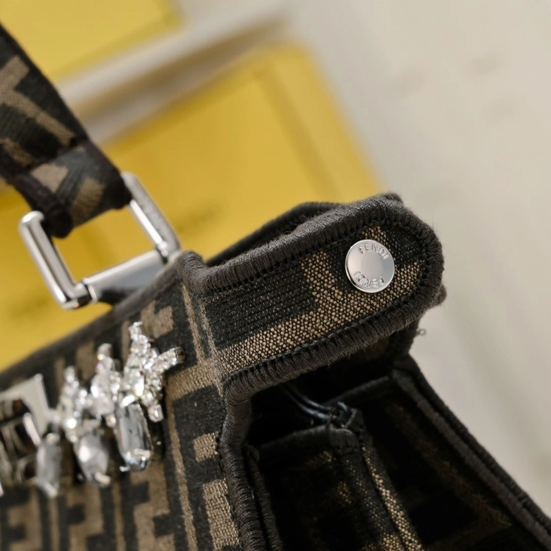 F**di top handle bags 4220a-0016