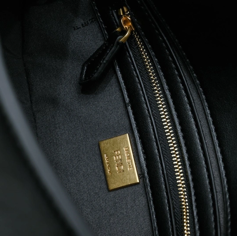 F**di top handle bags 4220a-0167
