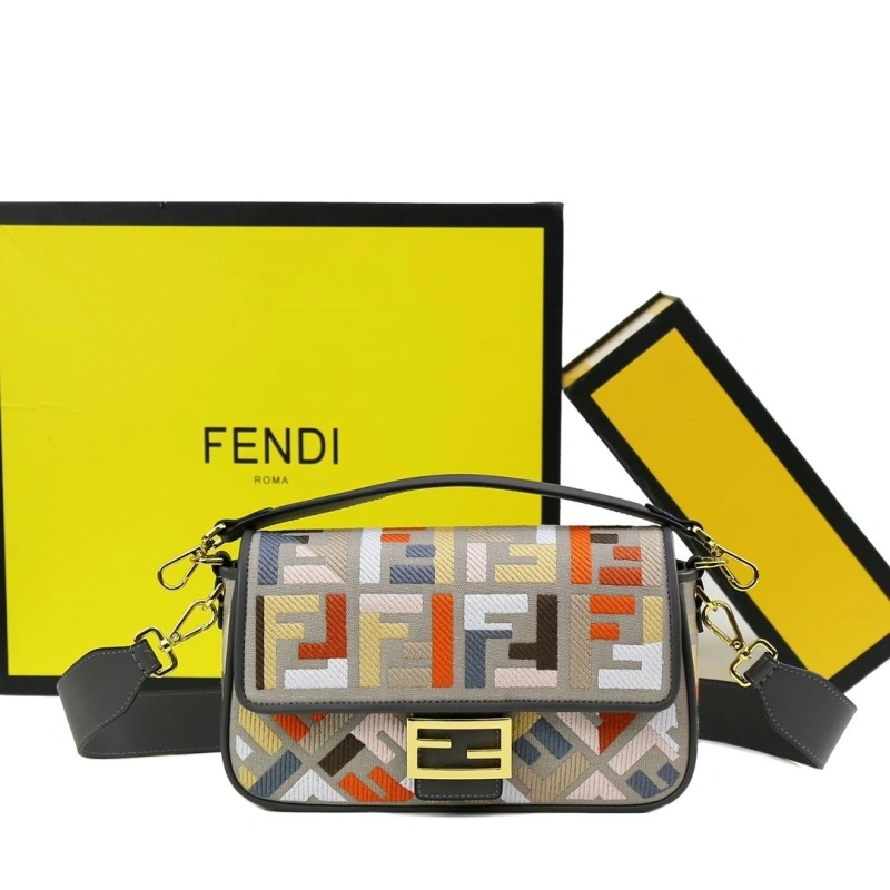 F**di baguette bags 4220d-0542