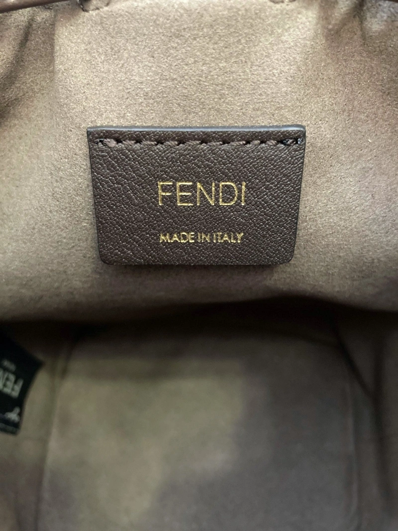 F**di bucket bags 4222c-0479