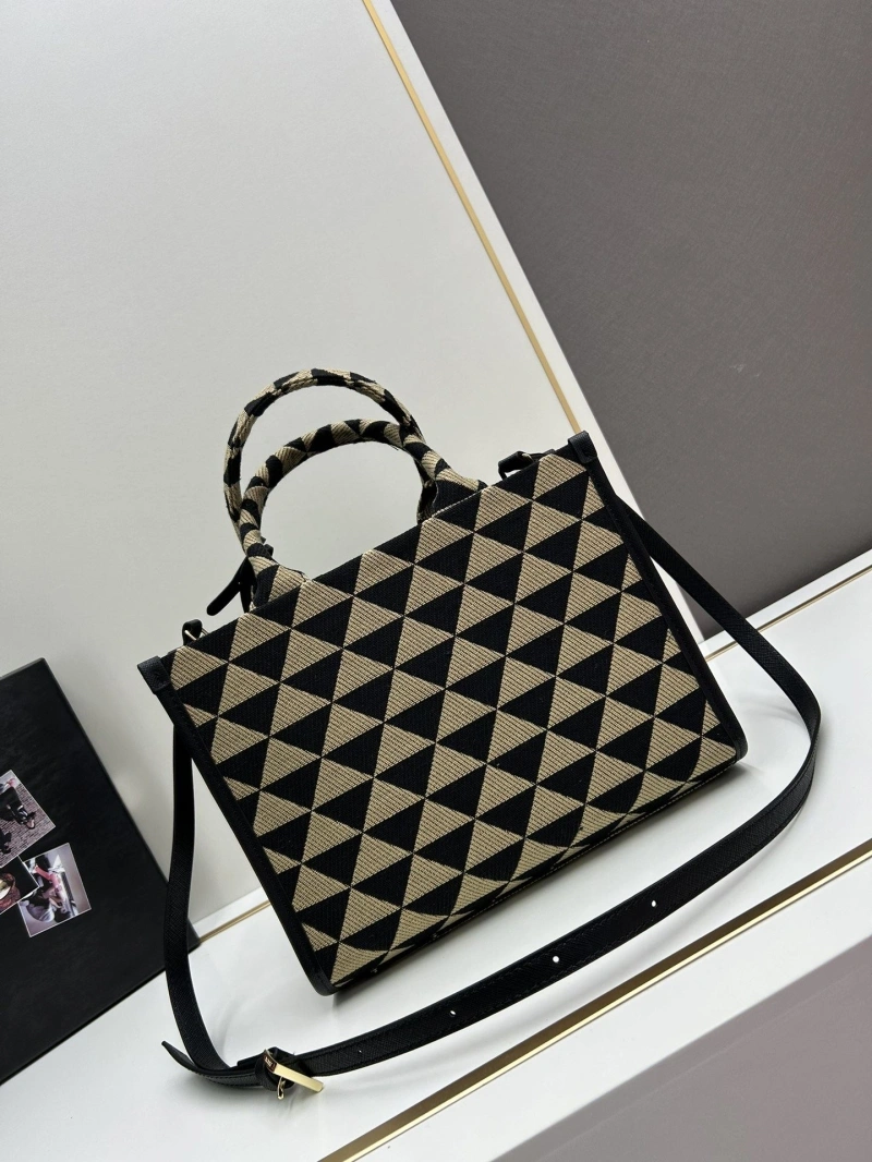 Pra*a shopping bags 4224-0735