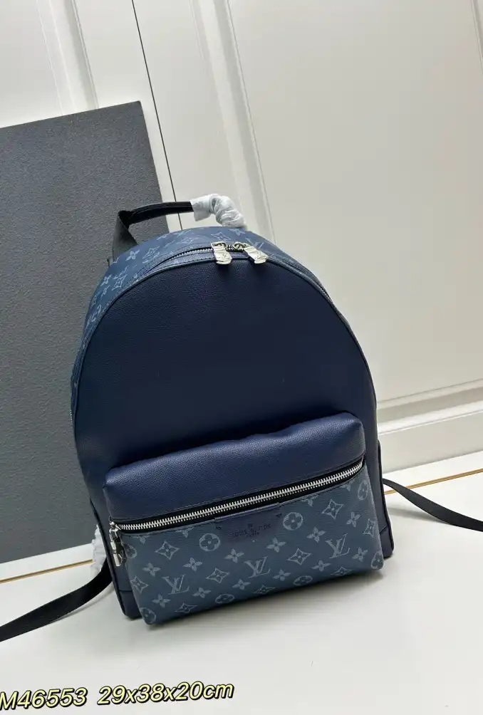 LV Backpacks 4224-1379