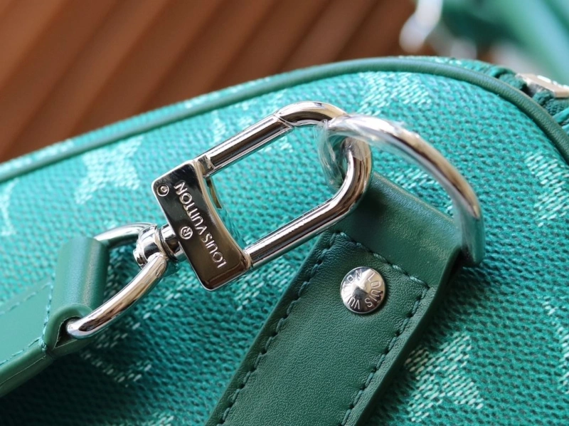 LV Travel Bags 4233A-0310