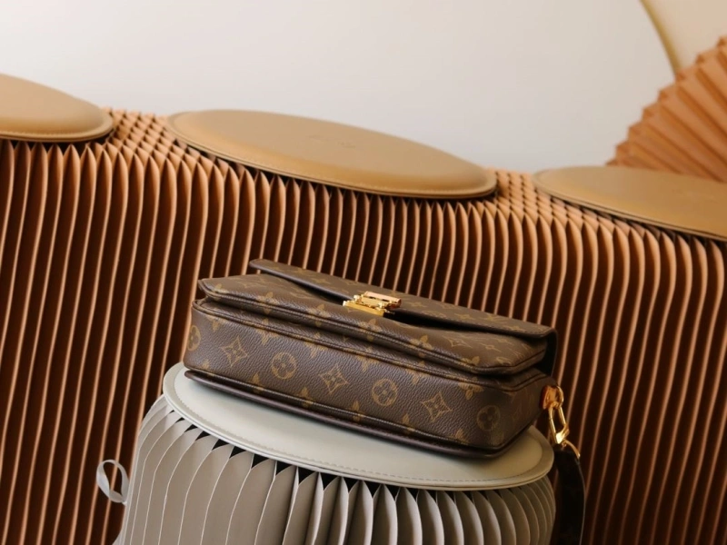 LV Satchel bags 4233A-0320