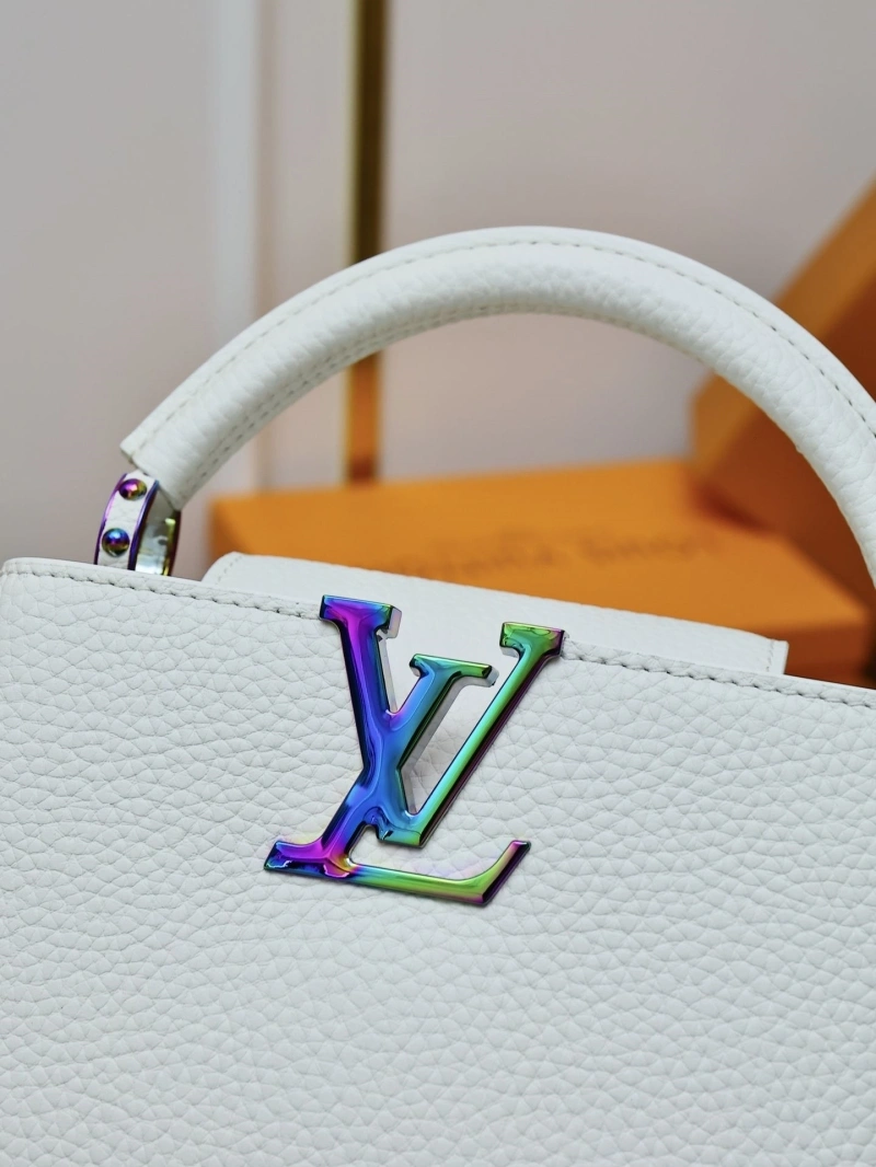 LV Capucines Bags 4233A-0373