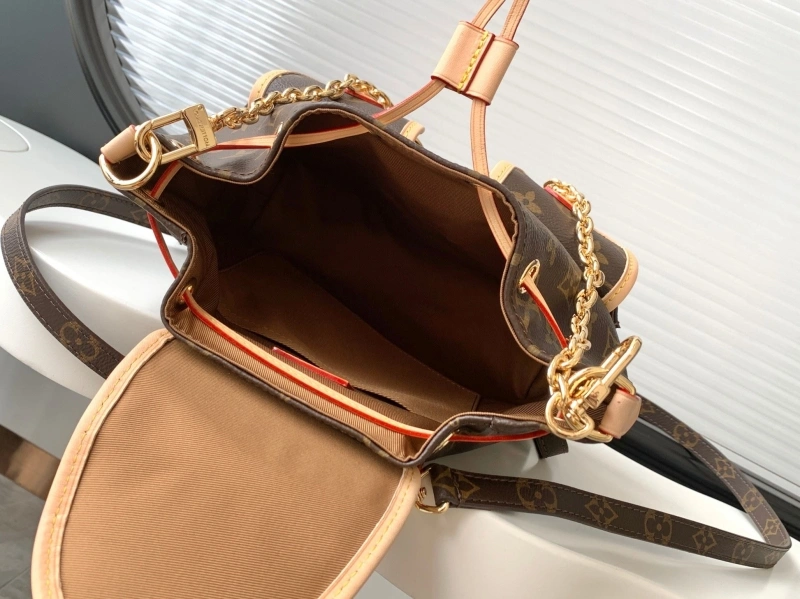 LV Backpacks 4233A-0389