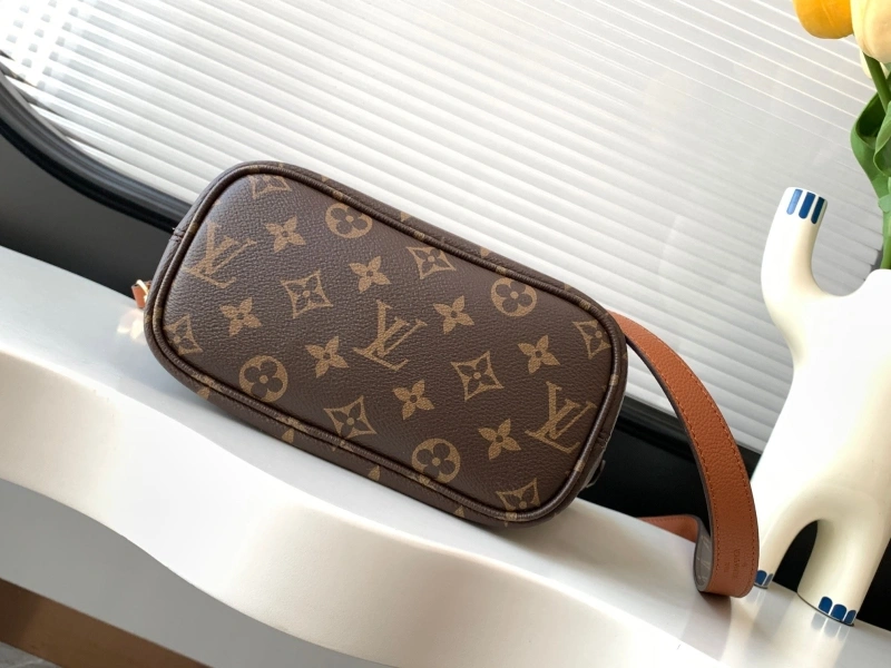 LV Shopping Bags 4233A-0485