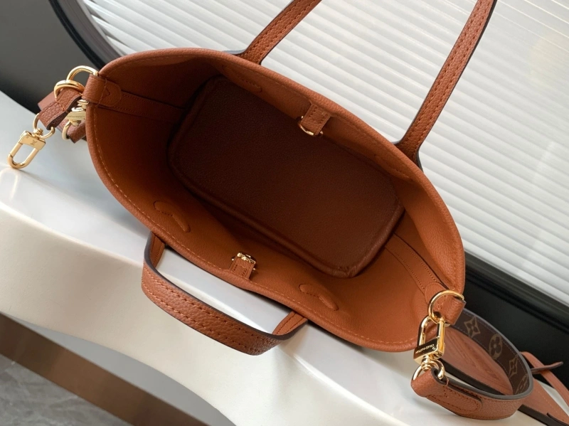 LV Shopping Bags 4233A-0485