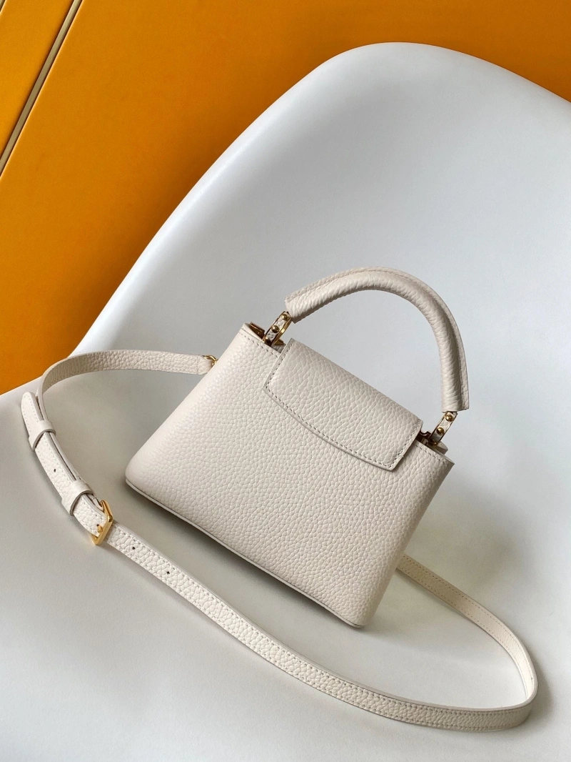 LV Capucines Bags 4233A-0843