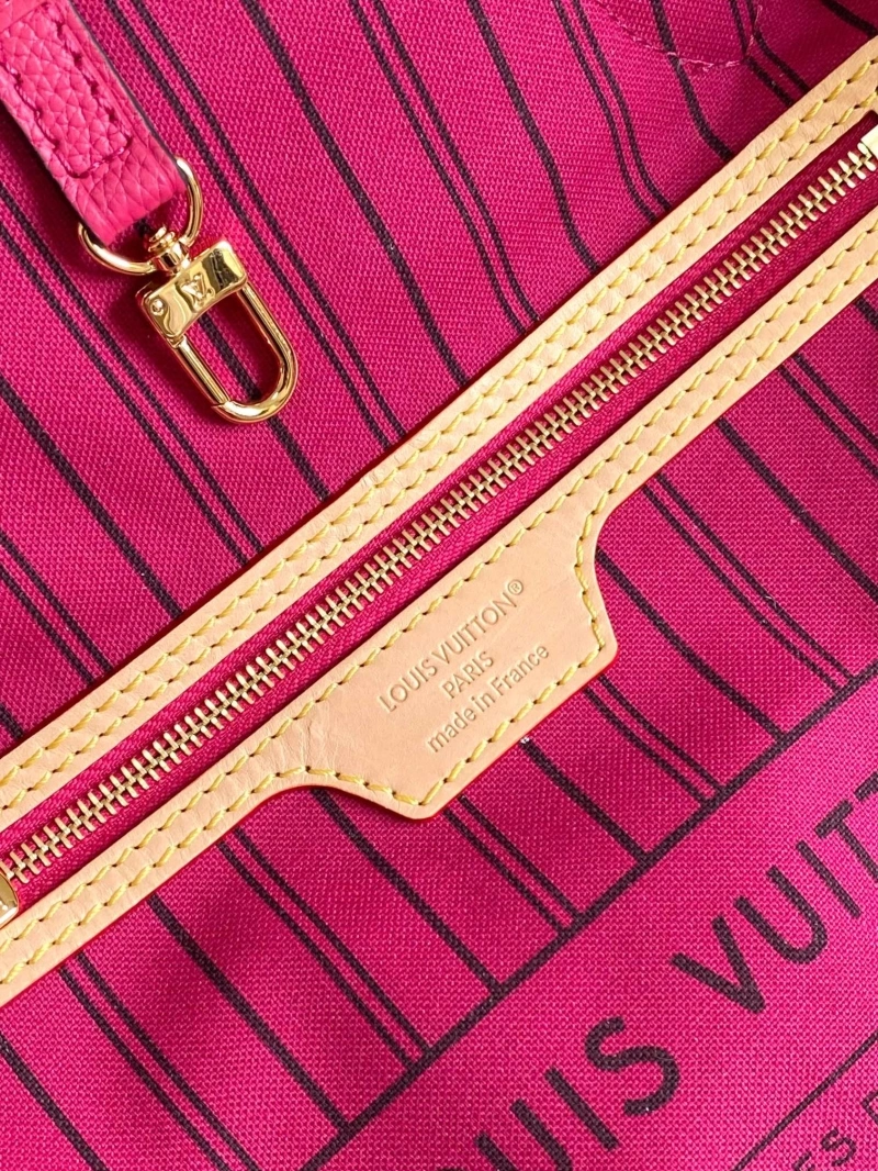 LV Shopping Bags 4233A-0874