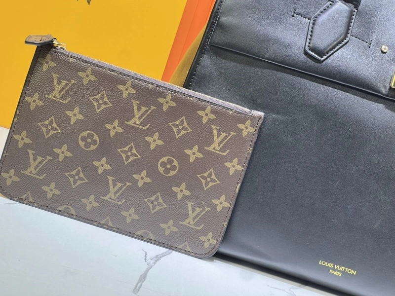 LV Top Handle Bags 4233A-1071