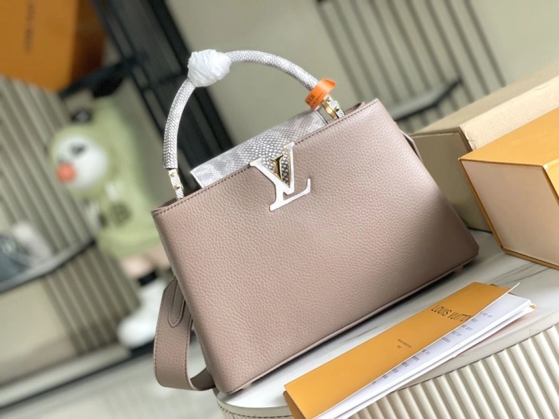 LV Capucines Bags 4233A-1226