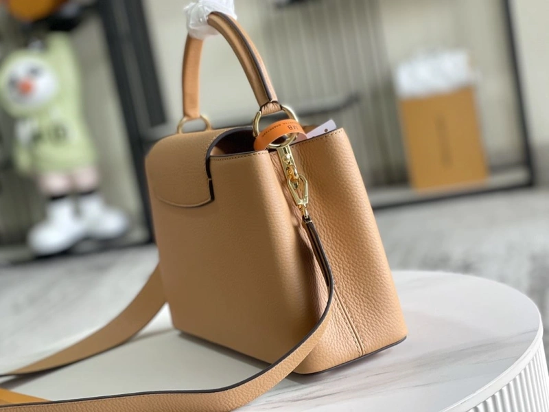LV Capucines Bags 4233A-1229