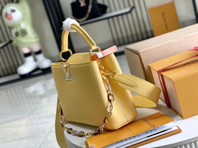 LV Capucines Bags 4233A-1231