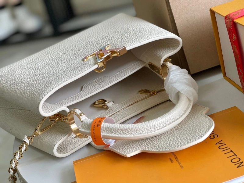 LV Capucines Bags 4233A-1234