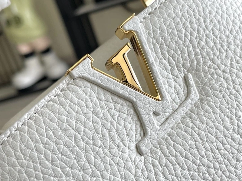 LV Capucines Bags 4233A-1240