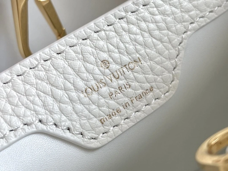 LV Capucines Bags 4233A-1241