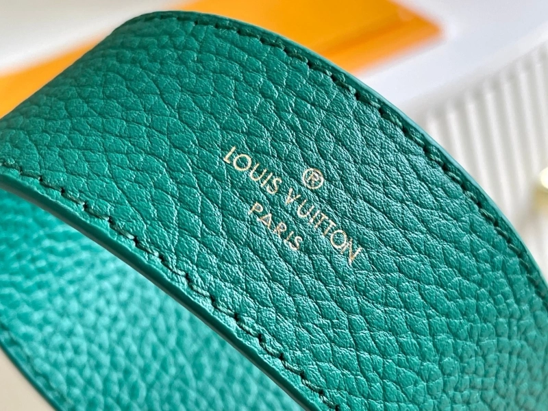 LV Capucines Bags 4233A-1260