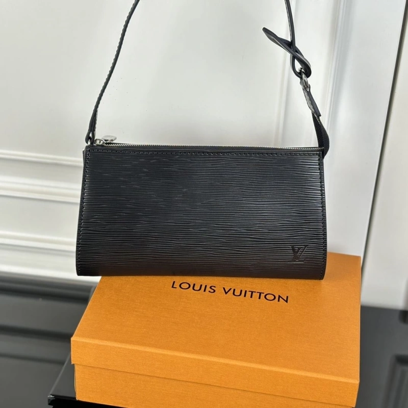 LV Wallets 4233A-1475