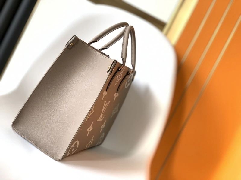 LV Shopping Bags 4233A-1555