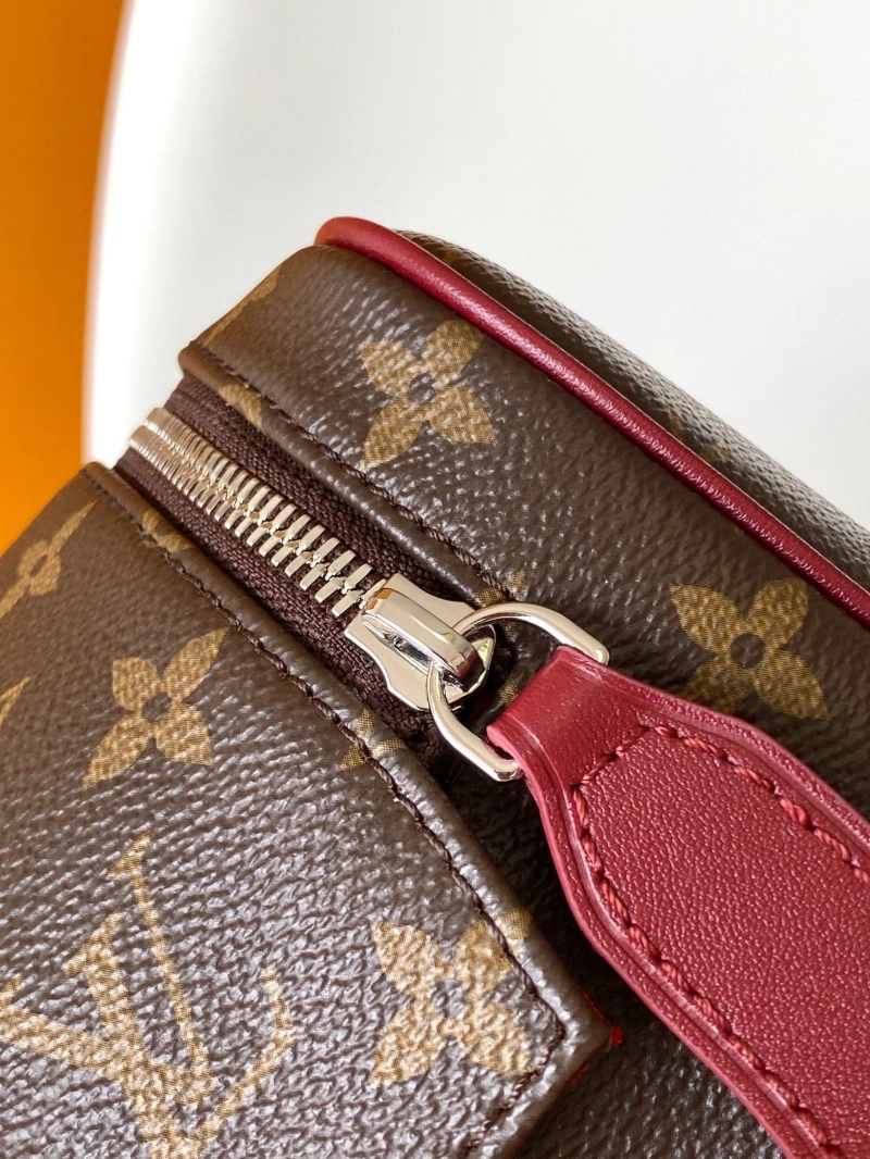 LV Cosmetic Bags 4233A-1568