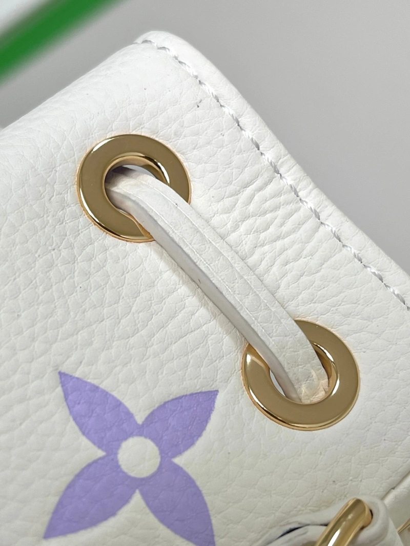 LV Bucket Bags 4233D-0012