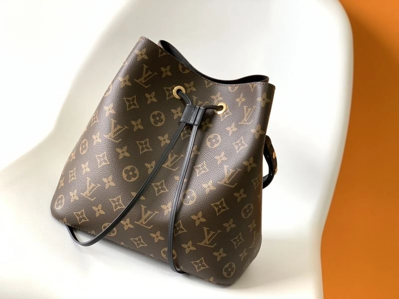 LV Bucket Bags 4233F-0107