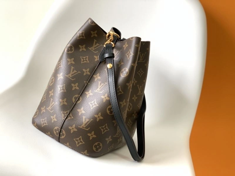 LV Bucket Bags 4233F-0107