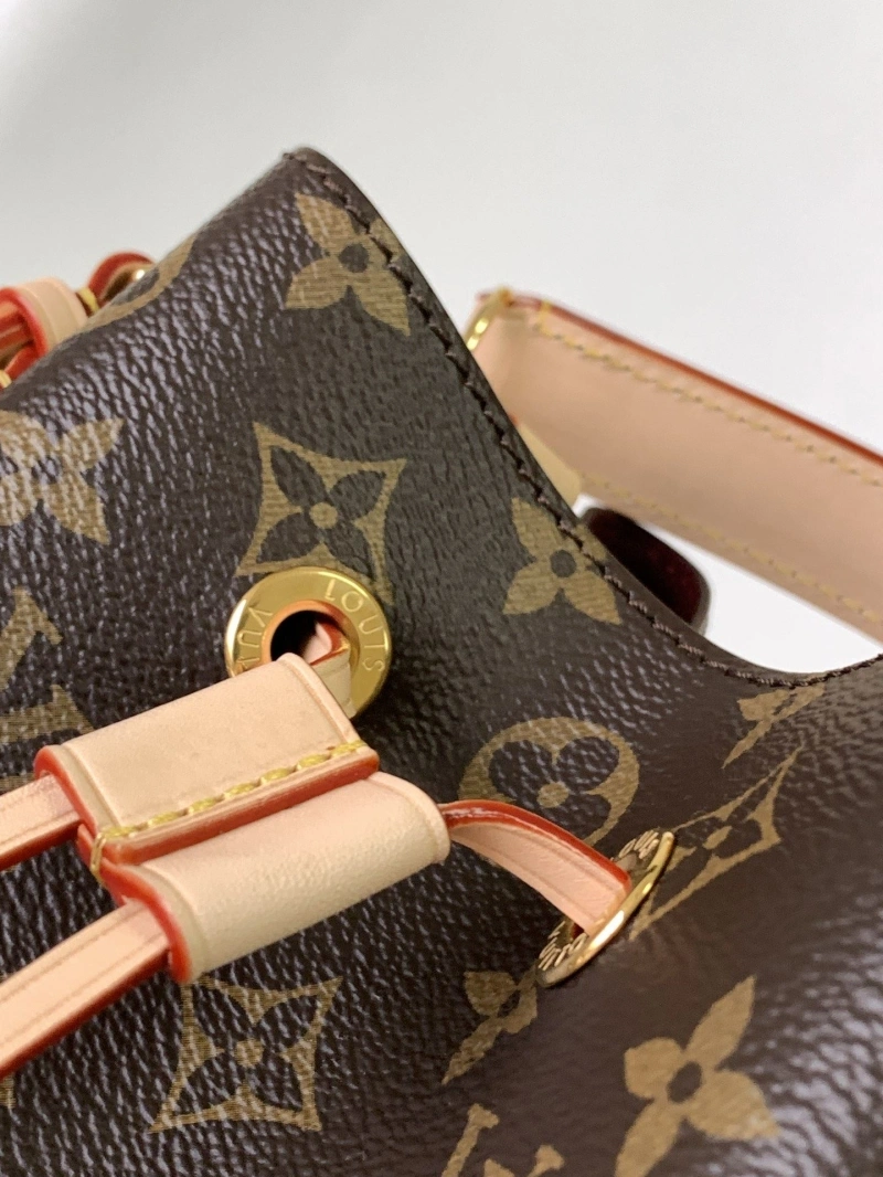 LV Bucket Bags 4233G-0066