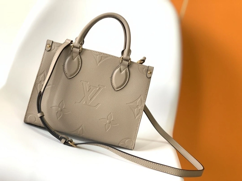 LV Shopping Bags 4233G-0081