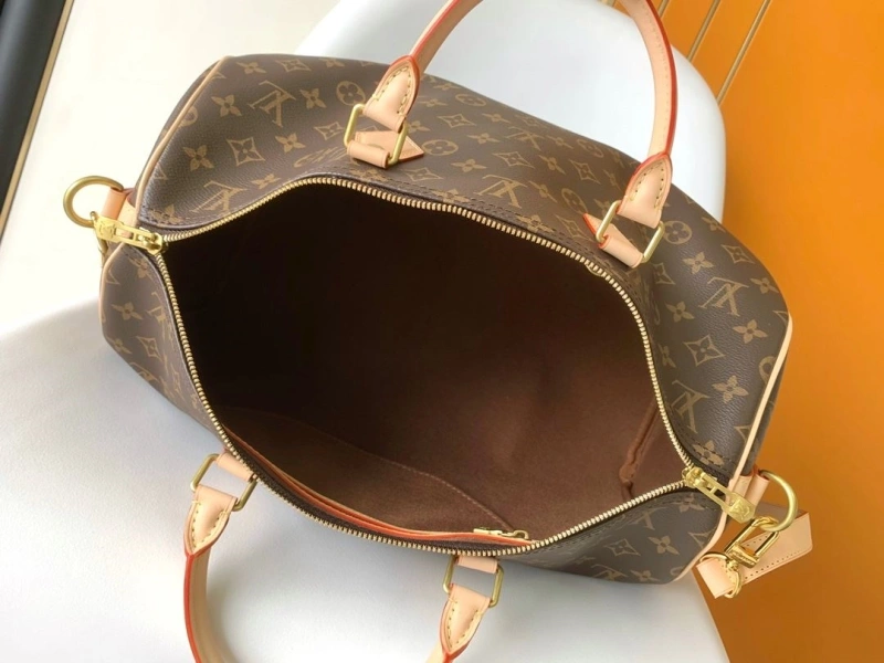 LV Travel Bags 4233G-0098