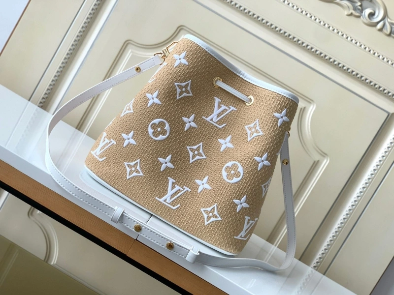 LV Bucket Bags 4233G-0108