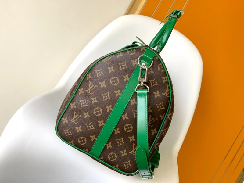 LV Travel Bags 4233G-0194