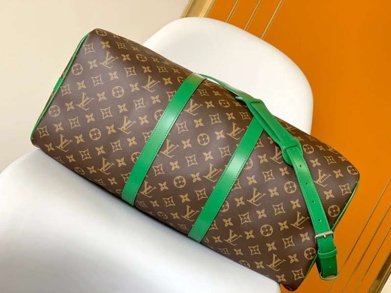LV Travel Bags 4233G-0194