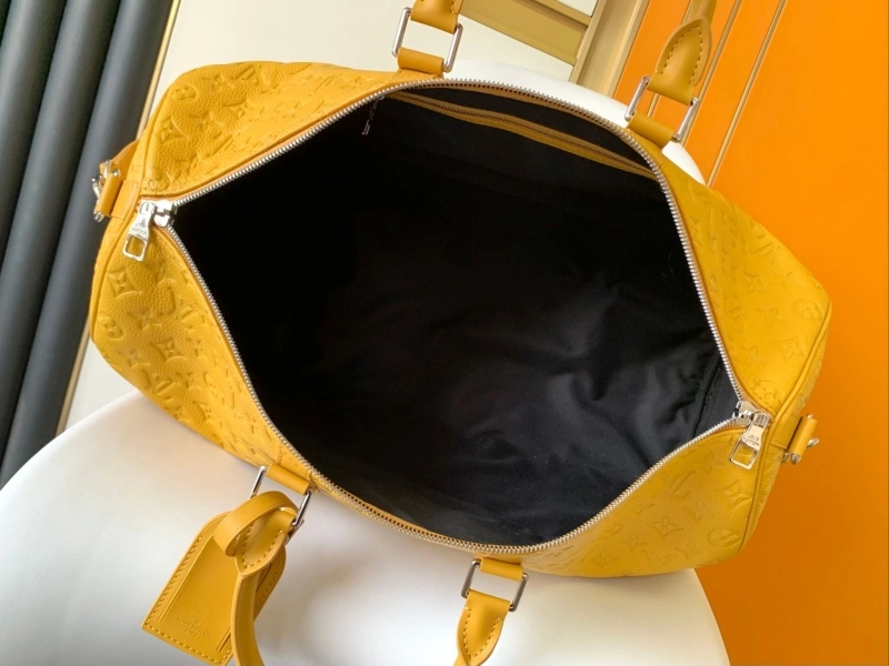 LV Travel Bags 4233G-0199