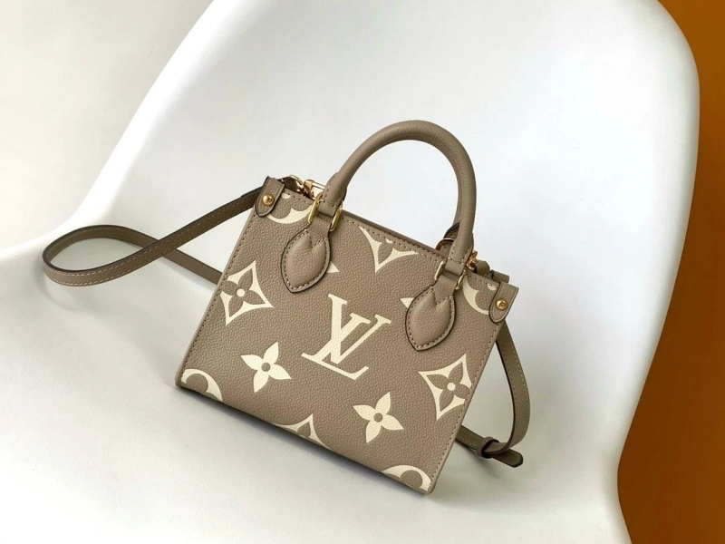 LV Shopping Bags 4233G-0383