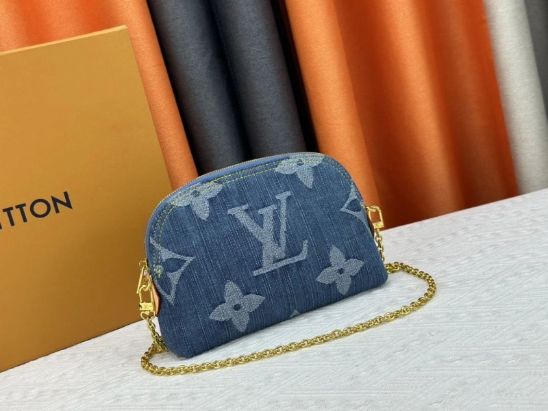LV Clutch Bags 4233G-0443
