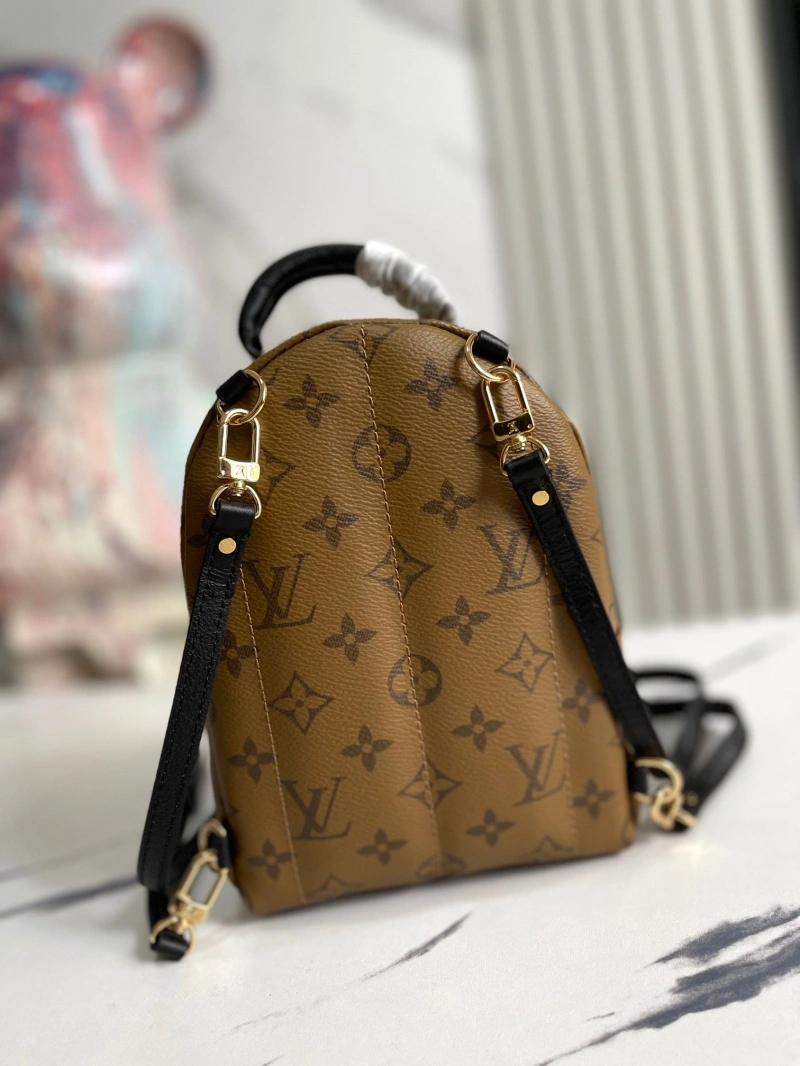 LV Backpacks 4233G-0818