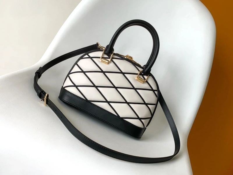 LV Top Handle Bags 4233G-0843