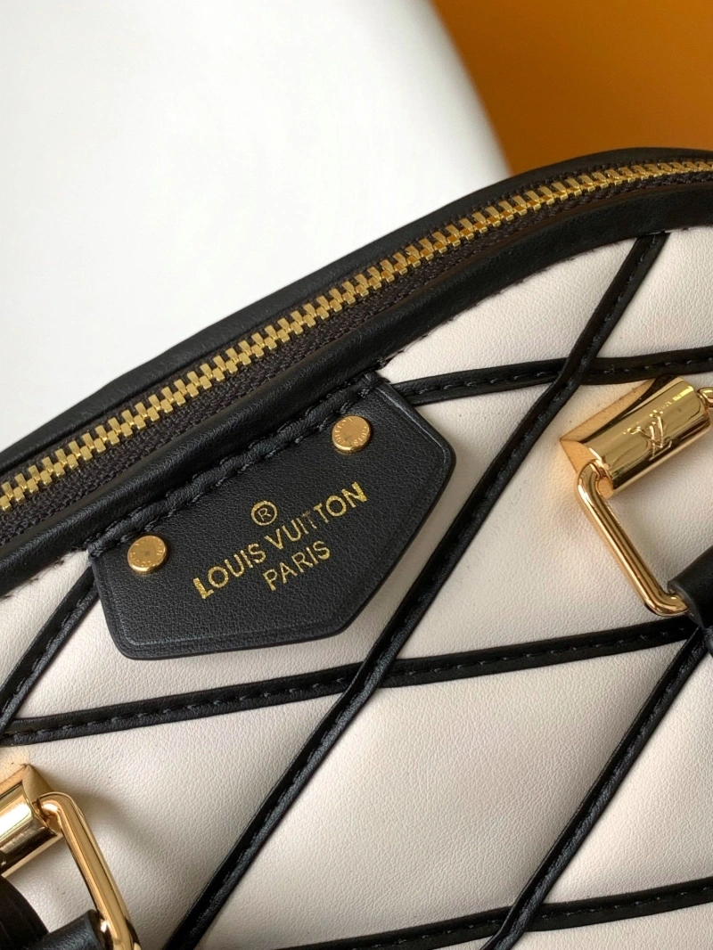 LV Top Handle Bags 4233G-0843
