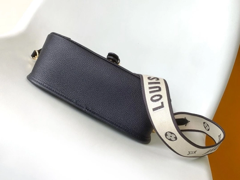 LV Satchel bags 4233G-0882