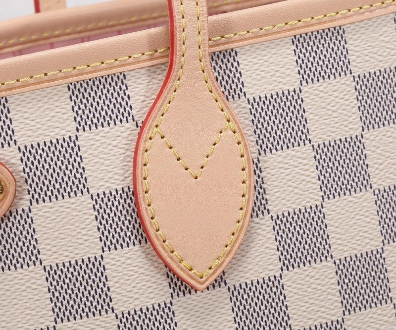 LV Shopping Bags 4233G-1037