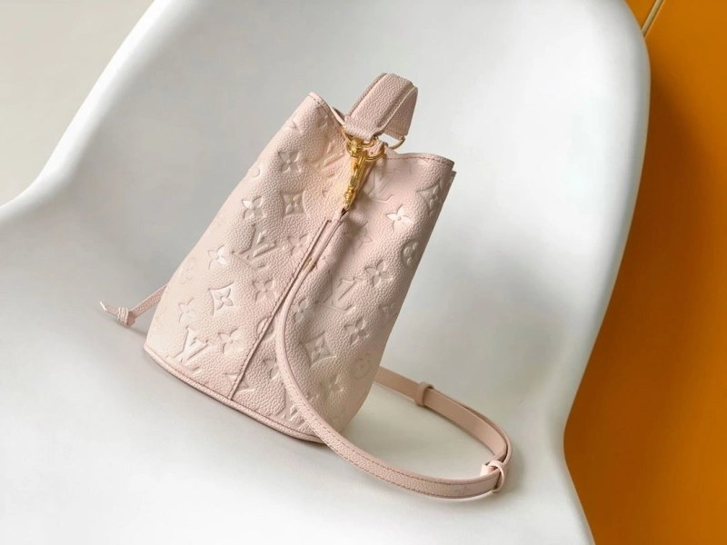 LV Bucket Bags 4233G-1205