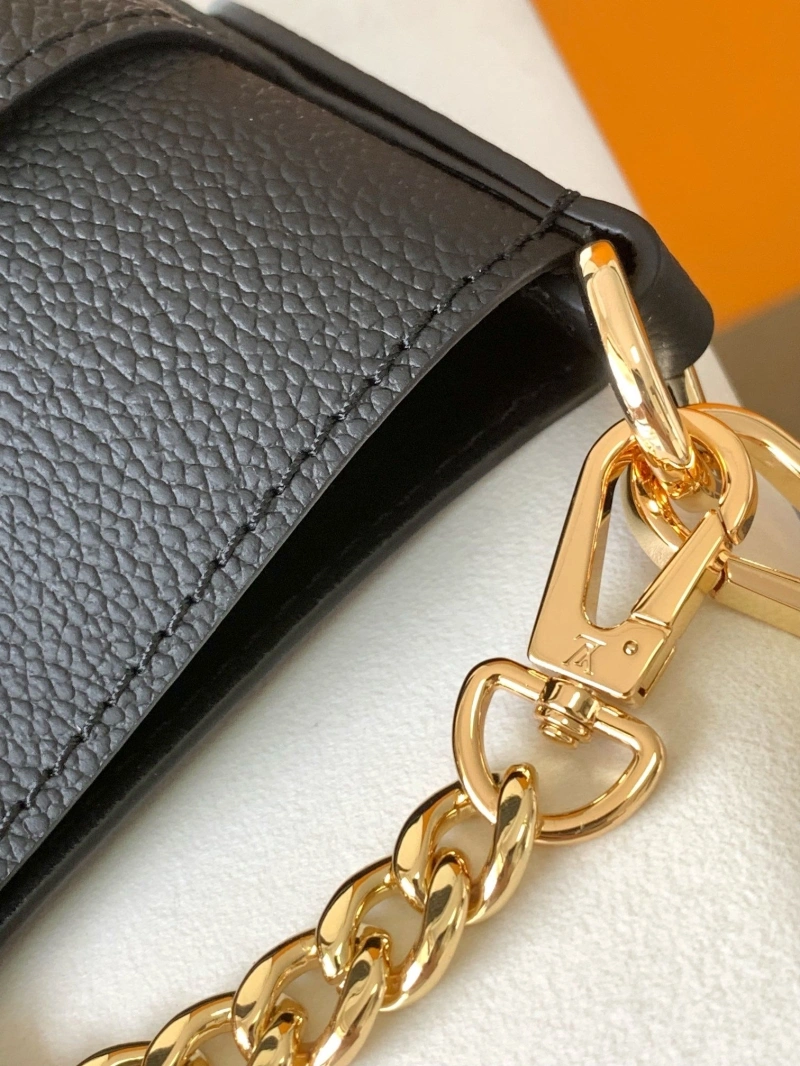 LV Shopping Bags 4233H-0032