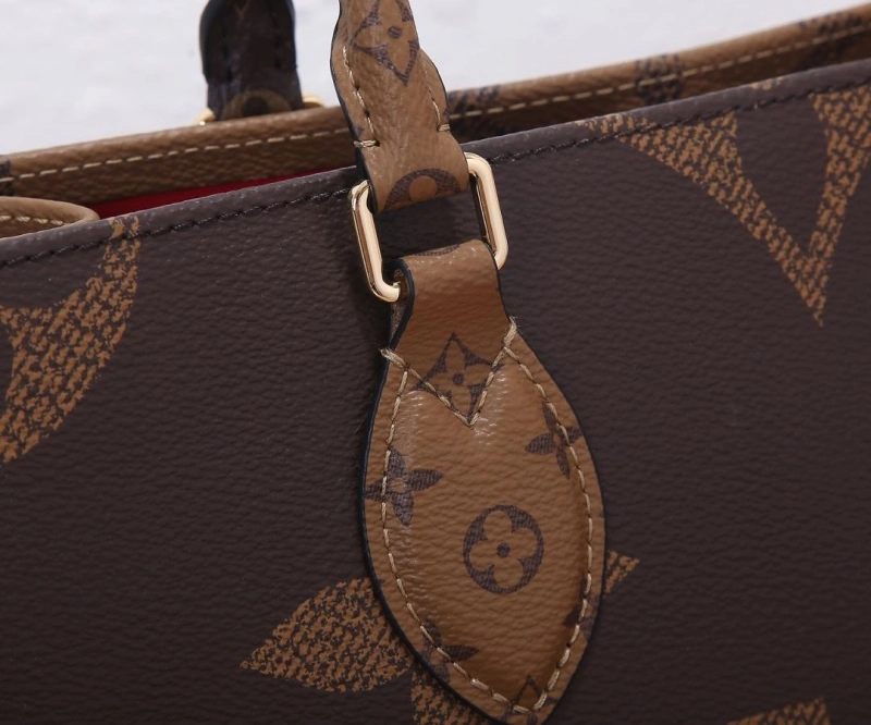 LV Shopping Bags 4233H-0070