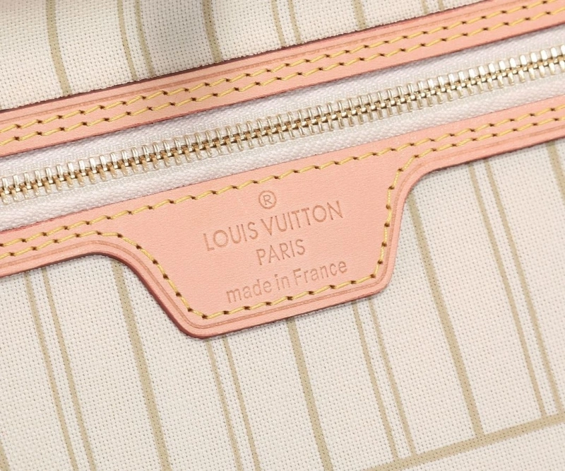 LV Shopping Bags 4233H-0103