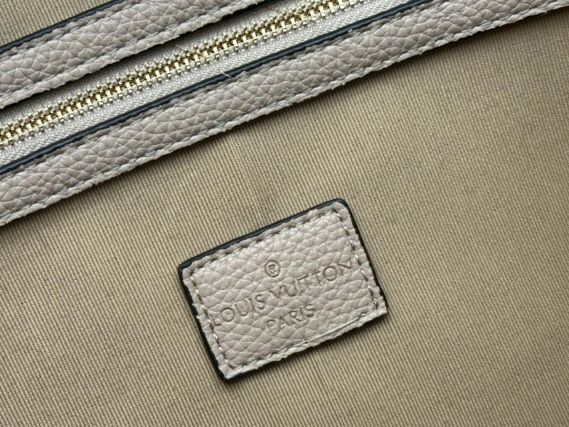 LV Shopping Bags 4233H-0325