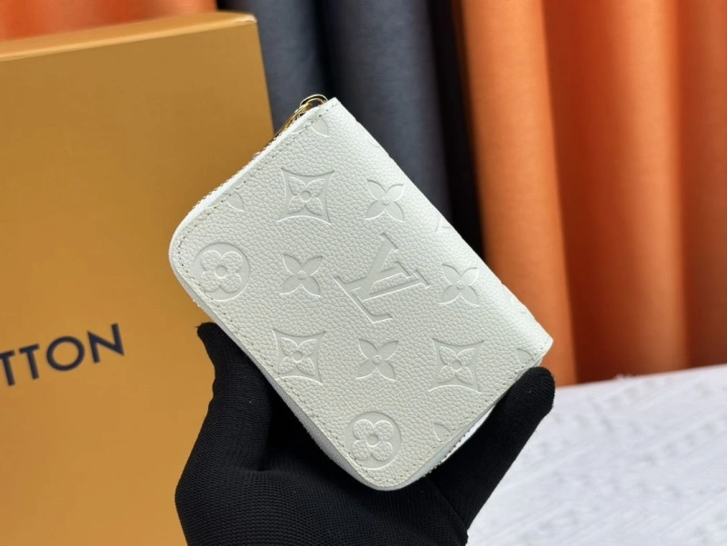 LV Wallets 4233H-0358
