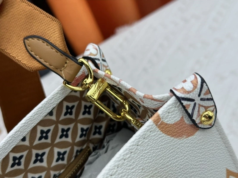 LV Shopping Bags 4233H-0375