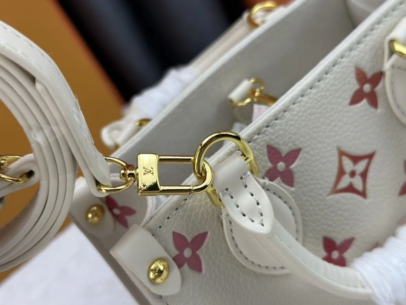 LV Shopping Bags 4233H-0383
